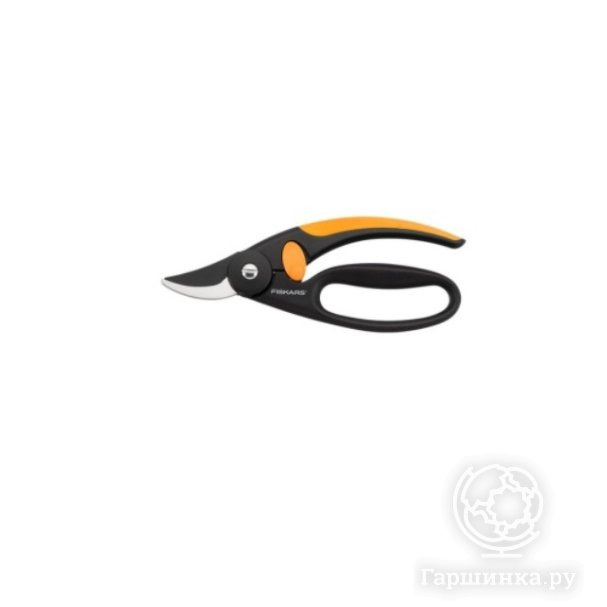 Секатор плоскостной Solid™ P121 1057160 Fiskars купить в Москве по ...